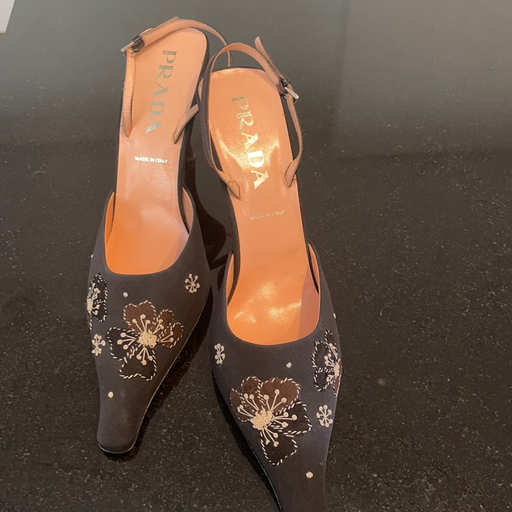 Prada Vintage Embroidered Pumps Never Worn